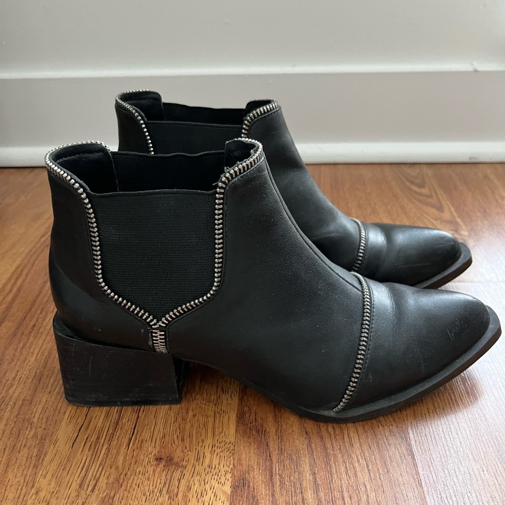 Senso booties